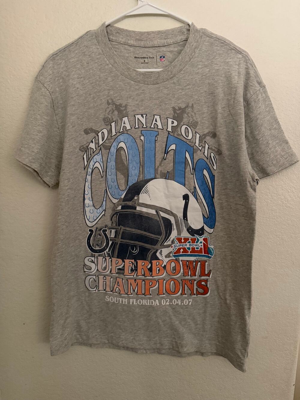 Abercrombie & Fitch x NFL Indianapolis Colts Super Bowl XLI Champions T-Shirt